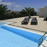 Casa Mykonos 1° Linea De Mar En בית נופש *