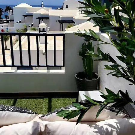 Casa Mykonos 1° Linea De Mar En Holiday home Playa Blanca (Lanzarote)